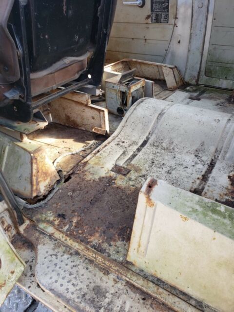 1965 international loadstar crew cab 4 door rare!! very solid!