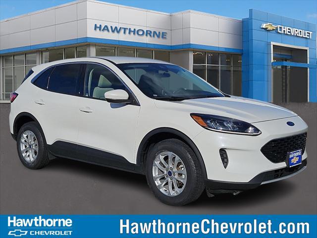 2020 ford escape se