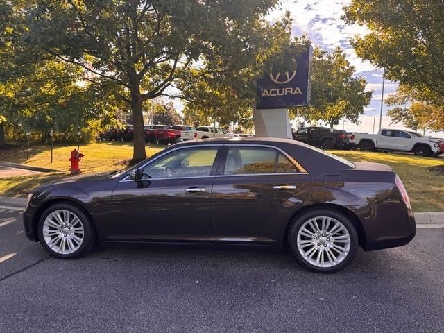 2012 chrysler 300 limited