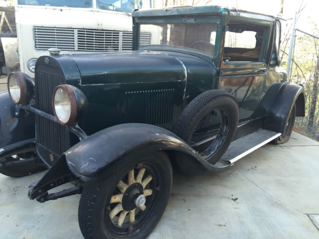 1928 oldsmobile sport coupe 2 door....ford.....classic