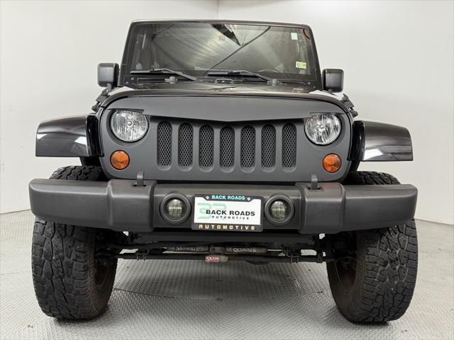 2011 jeep wrangler unlimited sahara