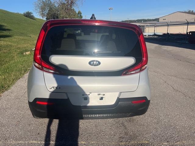 2020 kia soul lx