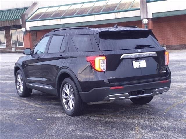 2021 ford explorer xlt