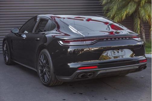 2021 porsche panamera
