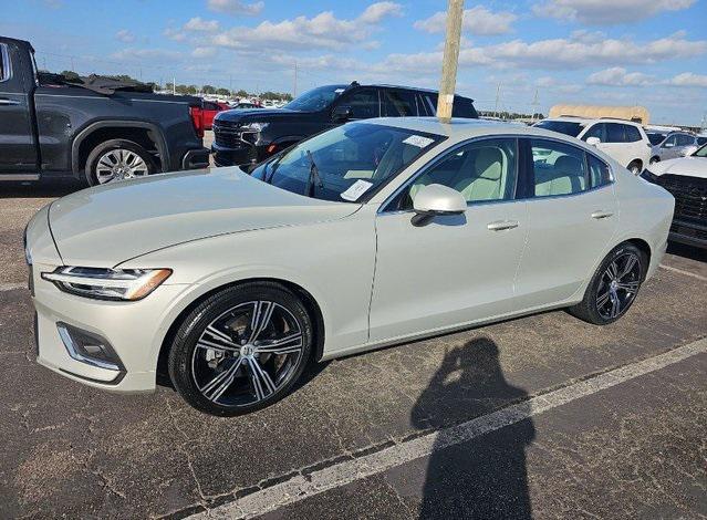 2022 volvo s60 t5 inscription