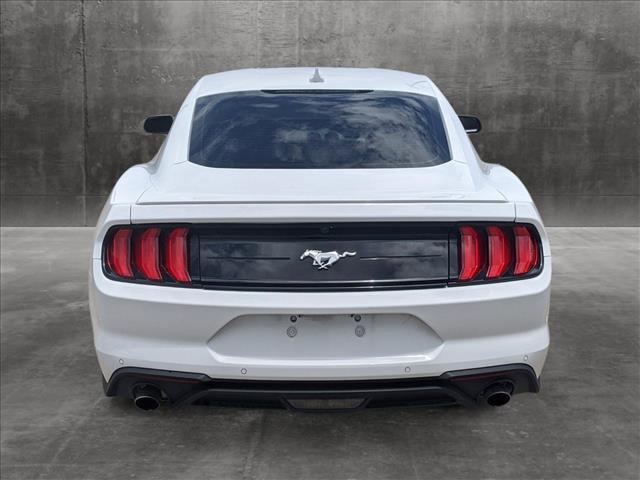 2022 ford mustang ecoboost premium