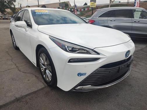 2021 toyota mirai