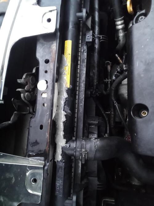 2007 nissan marano all-wheel-drive needs a radiator needs the battery been parked