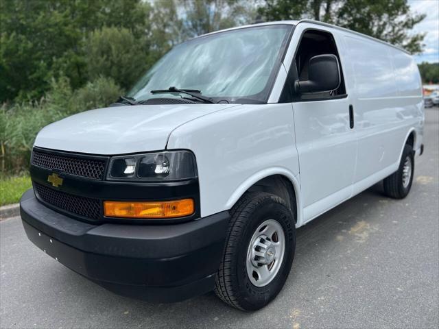 2022 chevrolet express 3500 rwd 3500 regular wheelbase wt