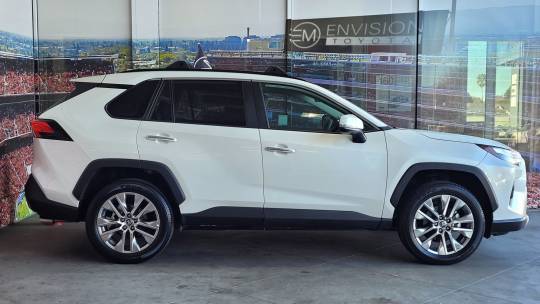 2024 Toyota RAV4