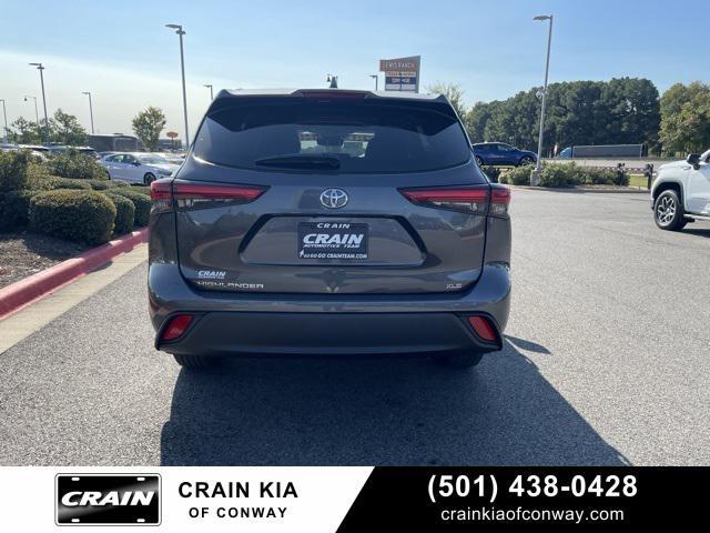 2023 toyota highlander xle