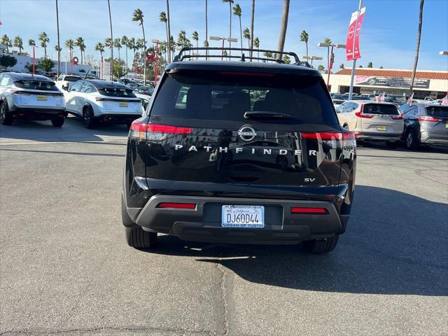 2024 nissan pathfinder sv fwd