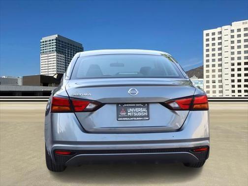 2021 nissan altima