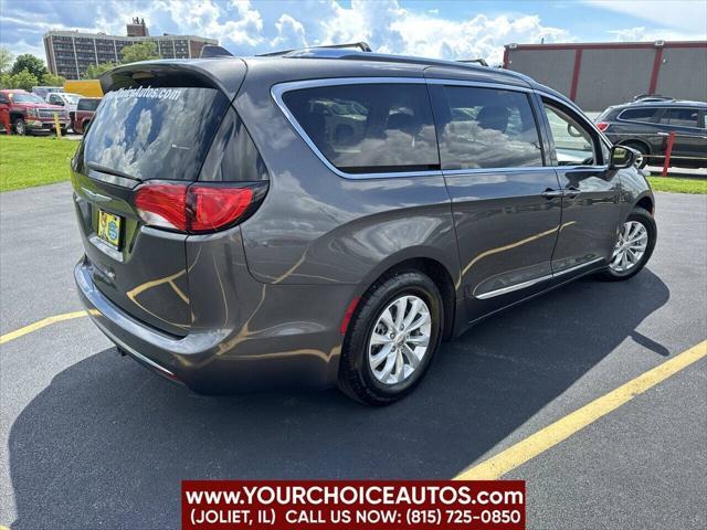 2018 chrysler pacifica touring-l