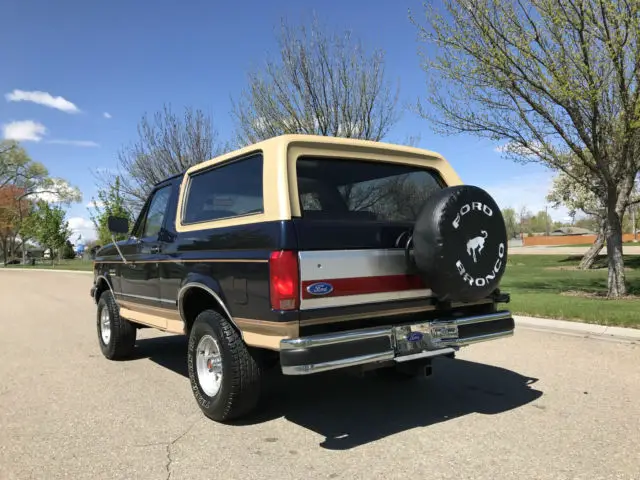 1991 ford bronco eddie bauer 4x4 5.0l 302 v/8 with only 72.000 actual miles