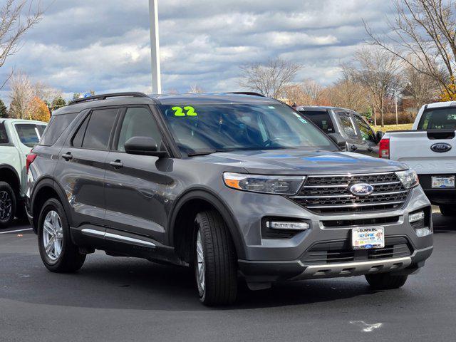 2022 ford explorer xlt