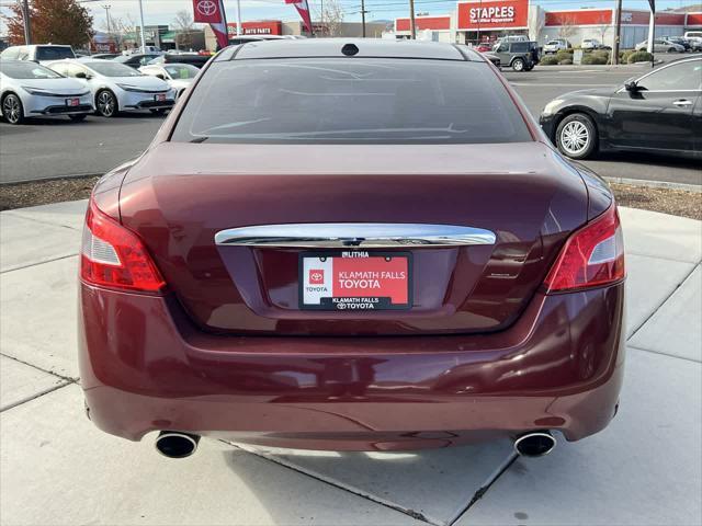 2011 nissan maxima sv