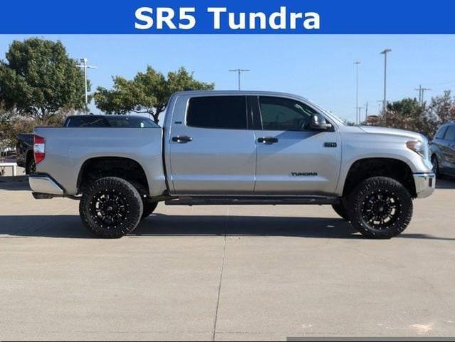 2020 toyota tundra sr5