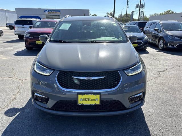 2021 chrysler pacifica touring l