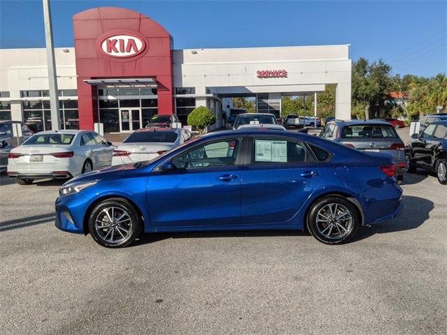 2022 kia forte lxs