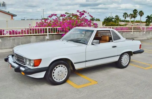 original paint - only 44,000 miles - florida owned sl 560 - v8 mint mint mint !!