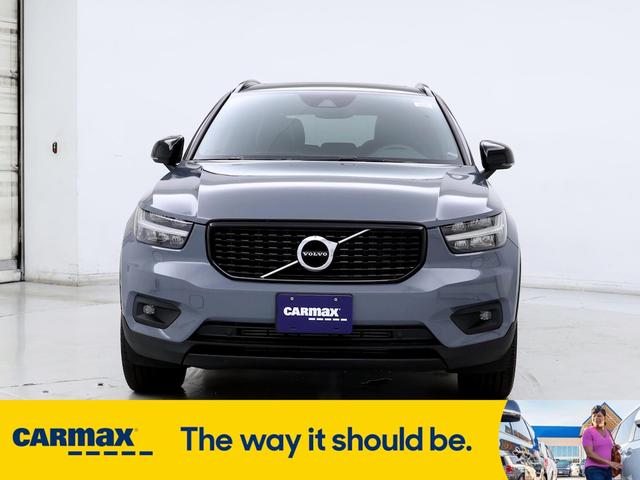 2022 volvo xc40 t5 r-design