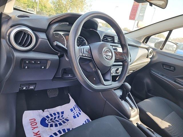 2023 nissan versa s
