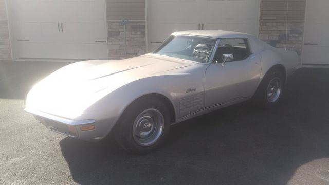 1972 corvette rare 924 code (silver pewter) california car
