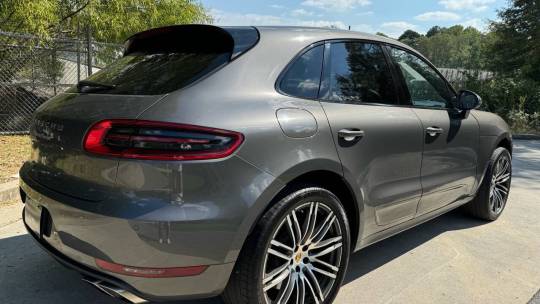 2016 Porsche Macan