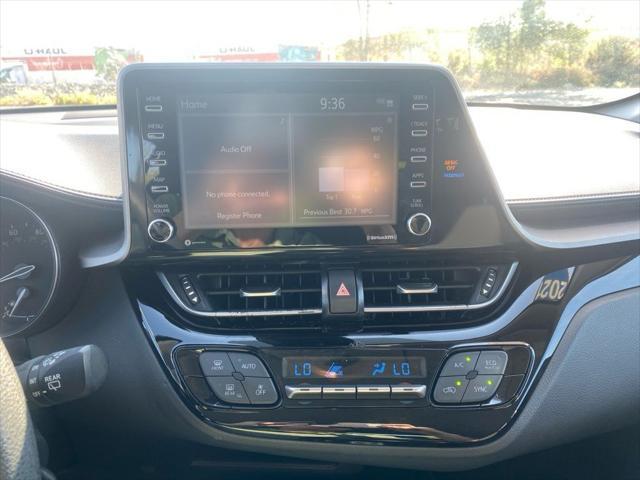 2021 toyota c-hr le