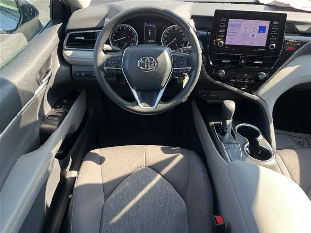 2023 toyota camry le