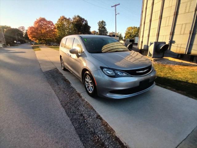 2017 chrysler pacifica lx