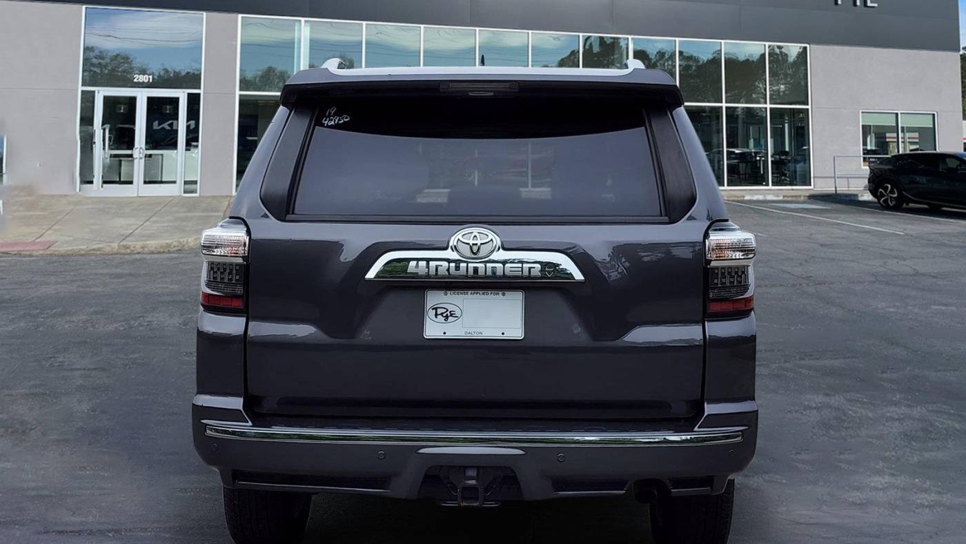2019 toyota 4runner sr5