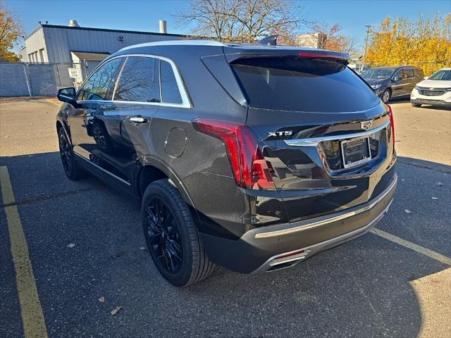 2022 cadillac xt5 premium luxury