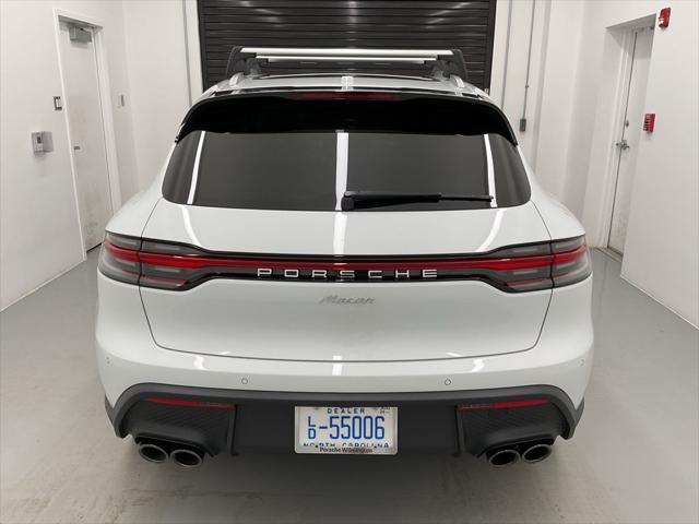 2024 porsche macan base
