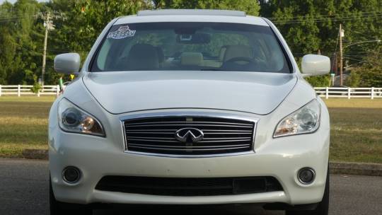 2011 Infiniti M
