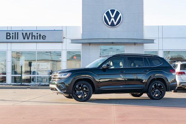 2022 volkswagen atlas 3.6l se w/technology