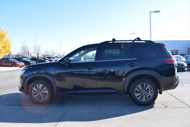 2022 nissan pathfinder sv