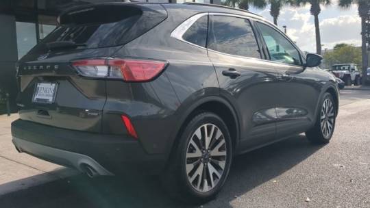 2020 Ford Escape