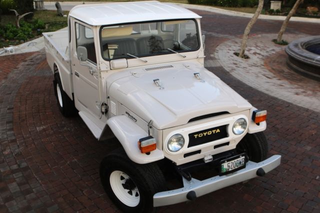 1977 toyota fj45 pickup land cruiser restored