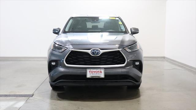 2022 toyota highlander hybrid xle