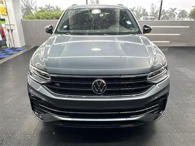 2022 volkswagen tiguan 2.0t se r-line black