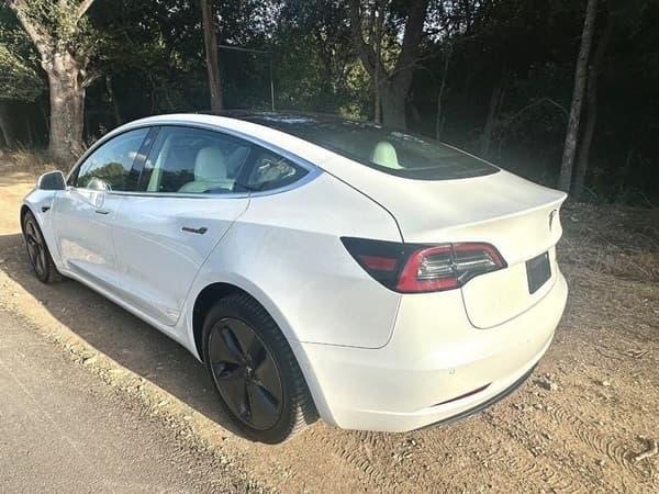 2020 tesla model 3 in minneapolis, minnesota
