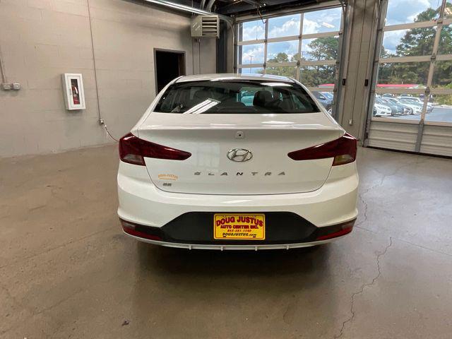 2020 hyundai elantra se