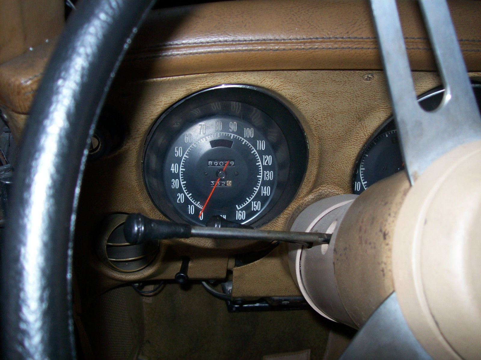 1974 chevrolet corvette base coupe 2-door 5.7l