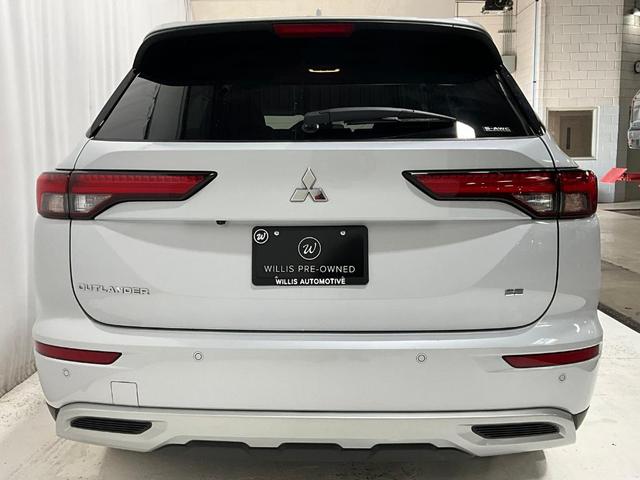 2024 mitsubishi outlander se