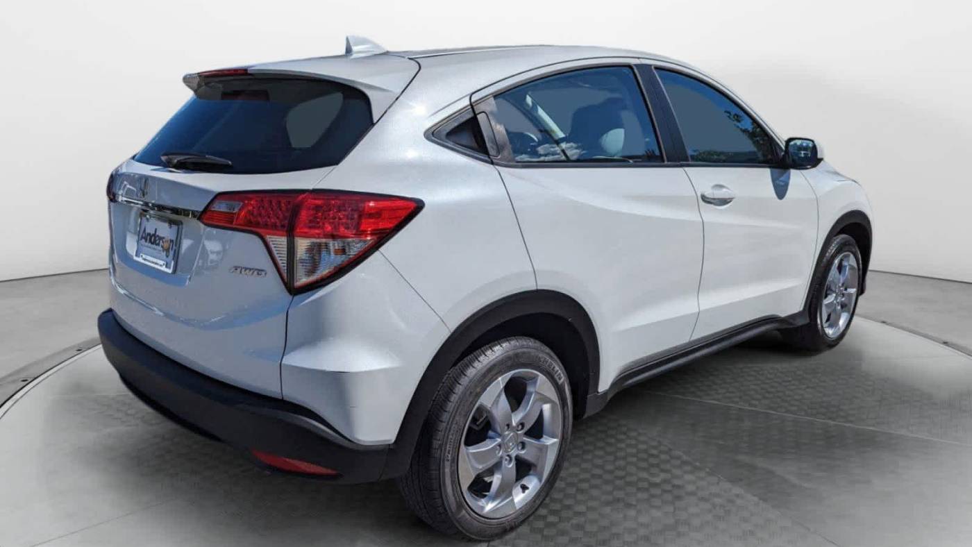 2021 honda hr-v lx