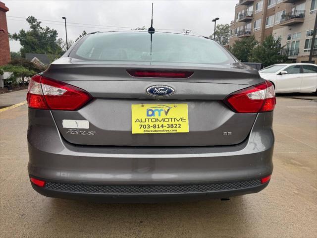 2014 ford focus se