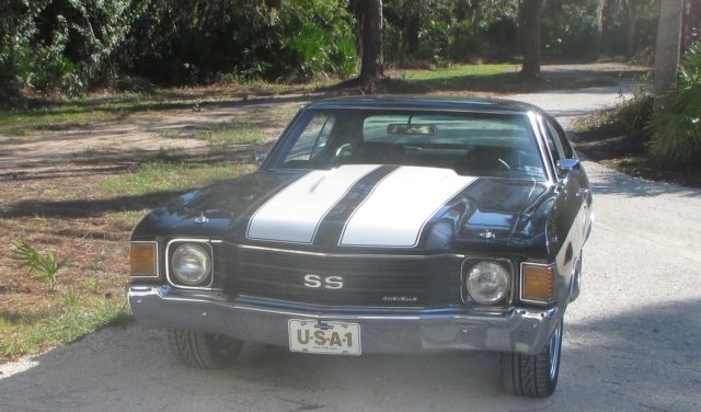1972 chevelle ss black with white stripes restored 350/350 automatic tribute ss