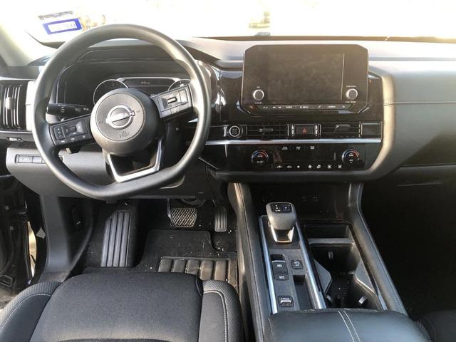 2022 nissan pathfinder s